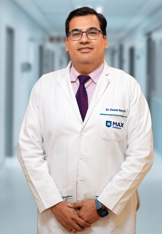 Dr. Dr. Vineet Narula