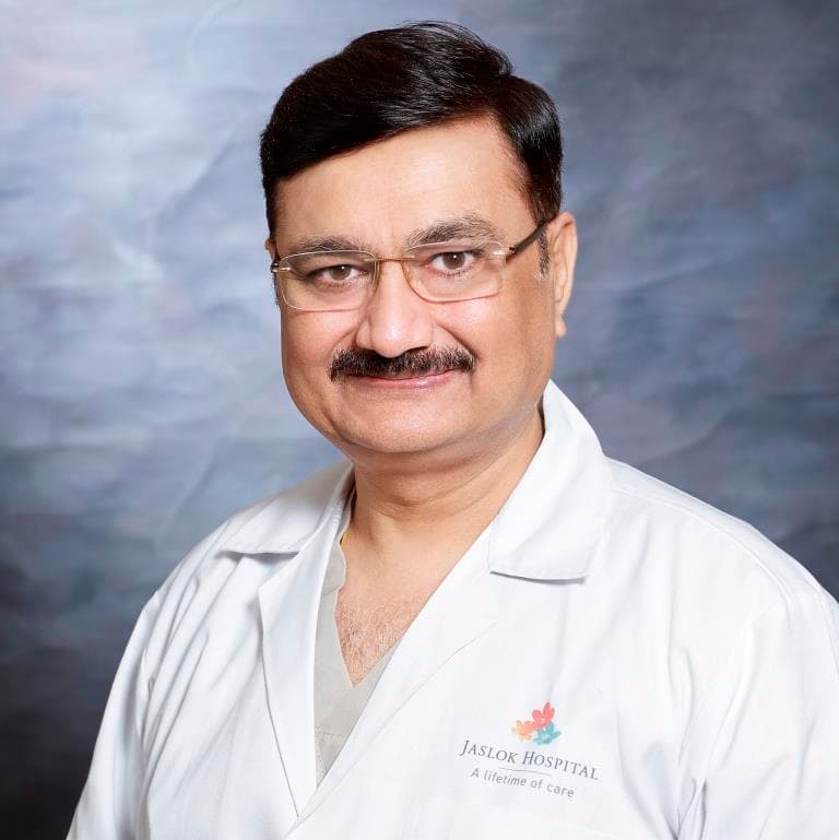 Dr. Dr. Paresh Doshi