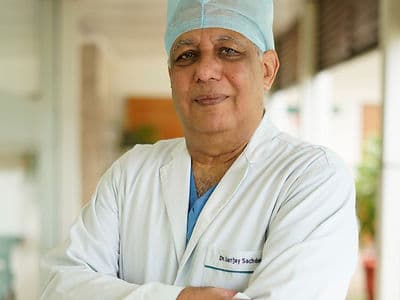 Dr Sanjay Sachdeva