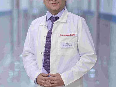 Dr Praveen Gupta
