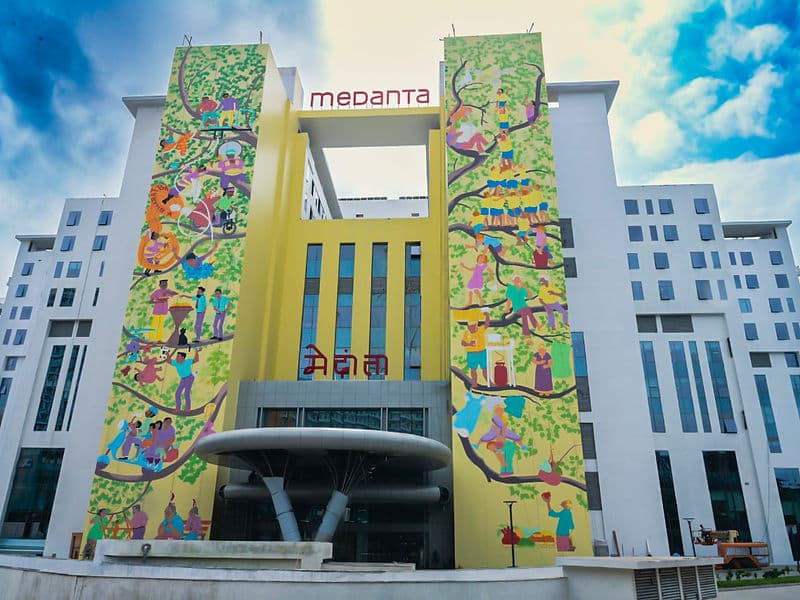 Medanta Super Specialty Hospital, Noida hospital