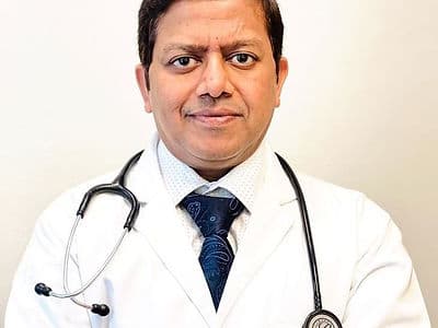 Dr Puneet Agarwal