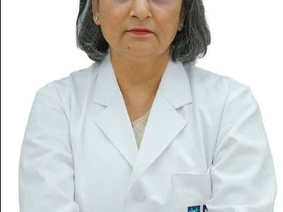 Dr Neeru Praveer Aggarwal