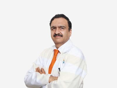 Dr Vinit Suri