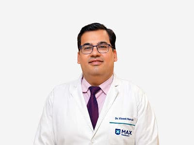 Dr Vineet Narula